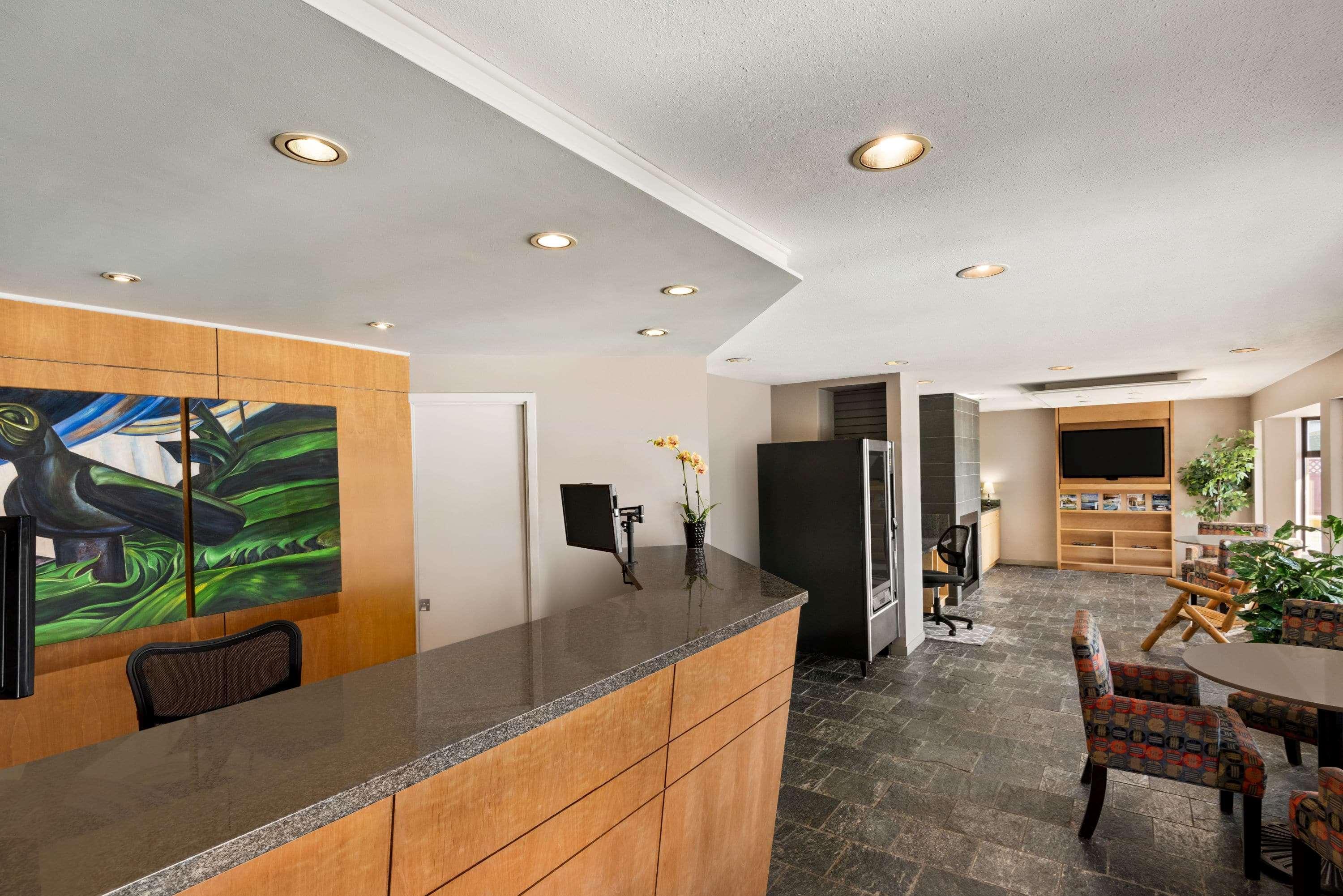 Travelodge By Wyndham Abbotsford Bakerview Dış mekan fotoğraf